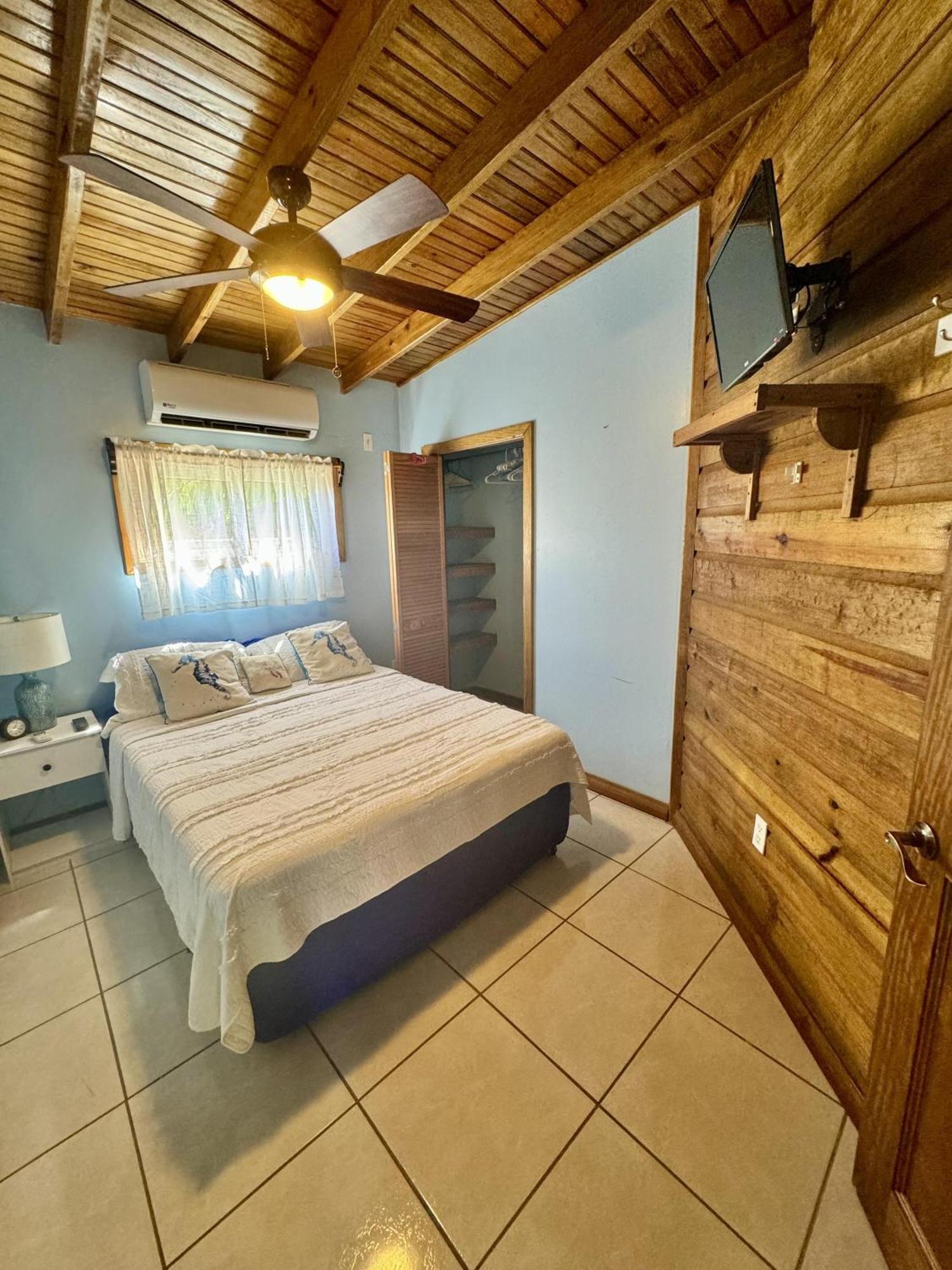 Blue Bahia Resort Sandy Bay Exterior foto
